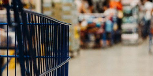 Coping with Low Consumer Confidence: Strategies for Retail Resilience in 2023