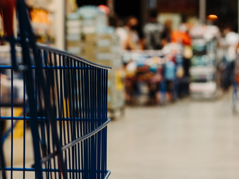 Coping with Low Consumer Confidence: Strategies for Retail Resilience in 2023